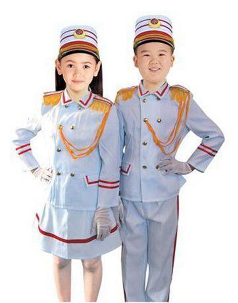 鼓号服